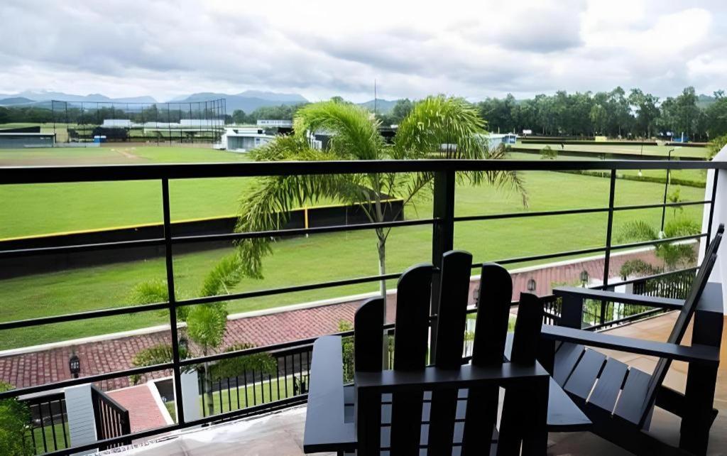 The Mansion Hotel Mabalacat Exterior photo