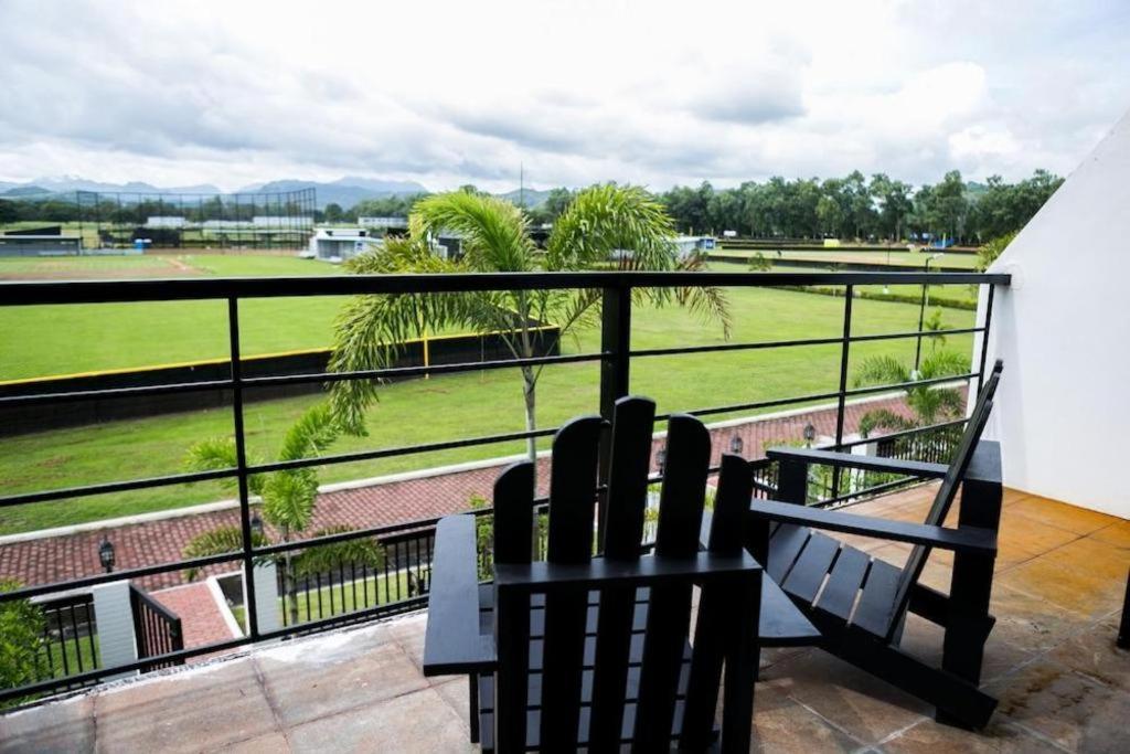 The Mansion Hotel Mabalacat Exterior photo